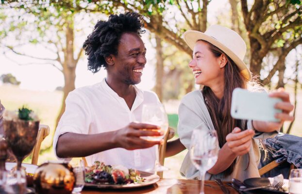 Cape Town Honeymoon vs Family Holiday Guide